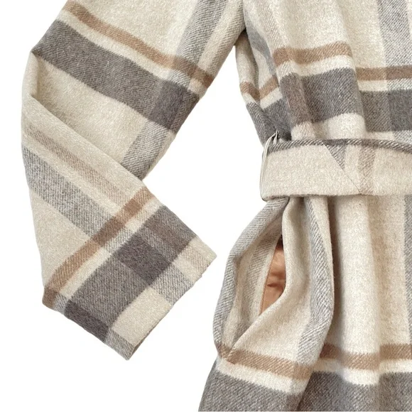 Wool/Angora Coat, Knit Collar, Dominic Bellissimo, Made in Canada, Size 6 - Picture 10 of 13